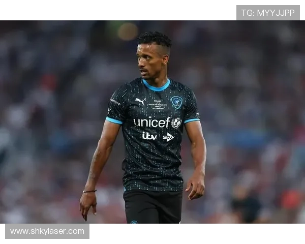 纳尼：帕利尼亚在葡体与我并肩作战 他完全符合曼联的DNA