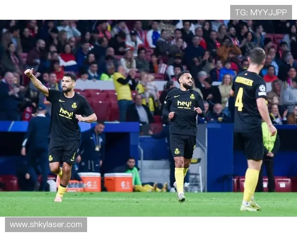 半场战报：邓弗里斯破门劳塔罗建功国米领先圣吉罗斯联合两球